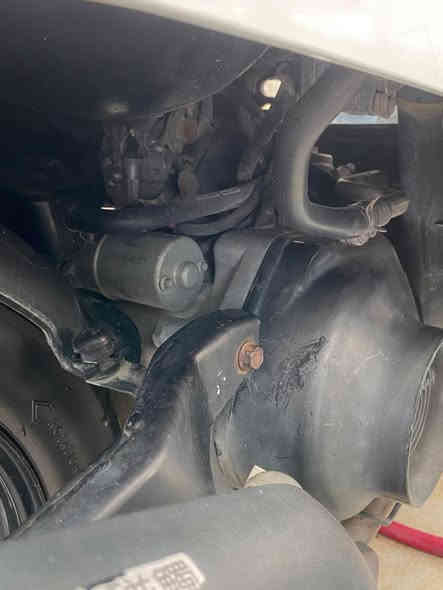 سلام عليكم ‏دراجة للبيع ‏دراجة مقفولة مكينة مو مفتوحة كفرات بلادية ختم واحد ويا المكينة السعر 850 بيها مجال عنوان ￼ شهداء البياع شراي يتصل على هذا الرقم  *********** ￼￼￼￼
