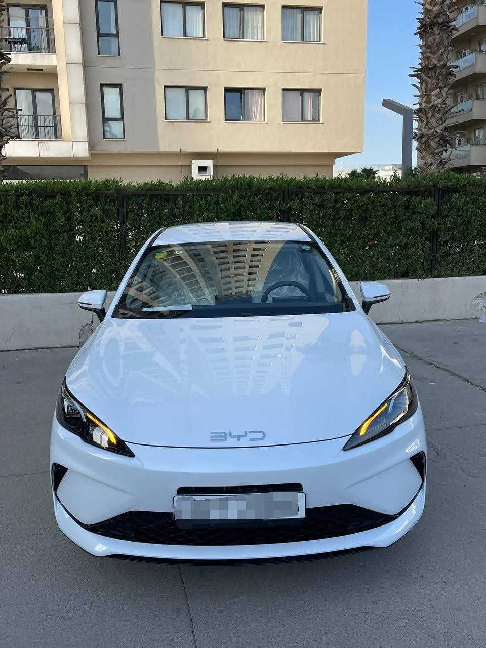 سيل 5 موديل 2025 داخل ابيض ☑️
للمعرفة السعر (؟؟؟) اكتب رقم 1 الرد تلقائي ✅ 

بلكن هايبرد  ثلاث انظمه هايبرد + بانزين  شحن ذاتي🔋 + شحن خارجي🪫 تمشيك2200  كيلو سعه خزان الوقود 65 لتر 

مستخدم بحالة الوكالة ☑️  كفاله عامه

عداد  كليومتر/ 6 ألف المحرك/ كهربائي 3 ألف كسر زيرو ✅ 

ملاحظه شاحنه اصليه وكارت + فوم معالج اطار 

🔥مرقم بغداد مثبت لوحات سنويه باسمي 🔥

عنوان /  بغداد شارع فلسطين 

💥محرك يعمل لشحن البطاريه فقط  1500 هجين ثلاث انظمه شحن ذاتي + هايبرد + شحن خارجي☑️ 
💥داخل جلد ابيض لونين  بطاين بوب جلد ابيض واسود ✅ 
💥دركة دي جلد وحياكه ☑️ 
💥بكلايت لد خليه ✅ 
💥بصمه +كارت ☑️ 
💥هاندر بريك بصمه اوتو هولد✅ 
💥كيجات شاشه ☑️ 
💥شاشه كبيره تبريد شاشه✅ 
💥لايت ليد لايت اوتو  + لد صباحي☑️ 
💥اشاير مري✅ 
💥تبريد قطعتين ☑️ 
💥ويل كب اسود بلاد ✅ 
💥ايرباك عدد 10☑️ 

الاتصال ☎️ 

***********📞

