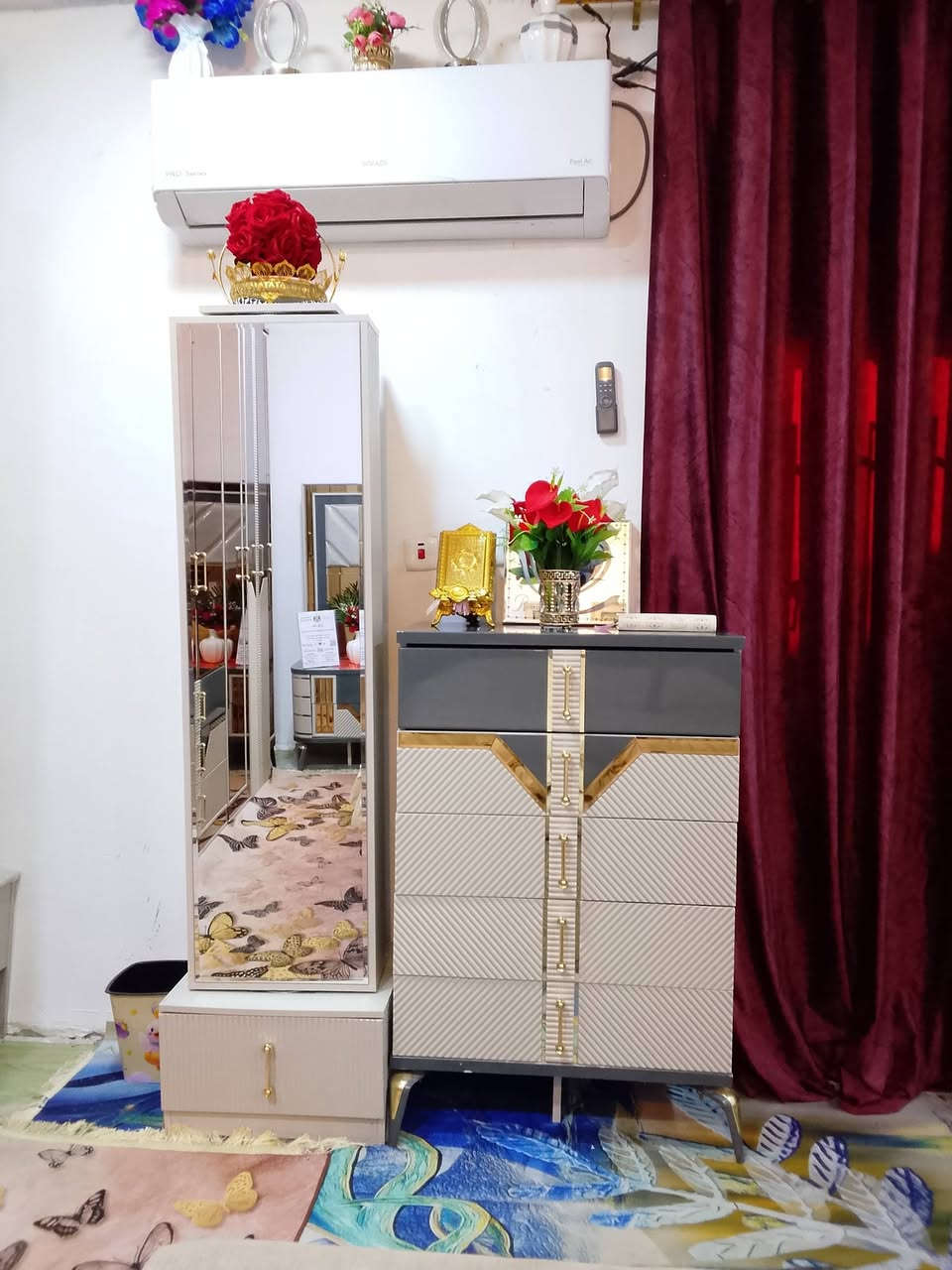 للبيع غرفه تركي 9قطع الغرفه نضيفه حيل وحله من بل صوره سعر مليون 250وبيه مجال العنوان بغداد تاجي
***********
