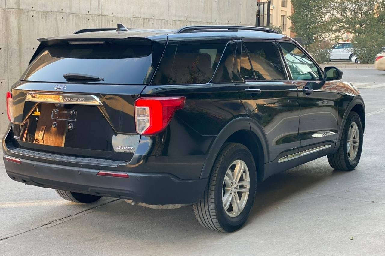 فورد ئەكسبلور 2023  مواسەفات XLT
تەنها 22 هەزار روشتووه
كوشنى سياحى VIP ٣ ريز كوشن 7 نەفەرى
سەيارەکە ماشاءالله زور تازه و جوانه جاهيزه
يەك دينار مەسەرەفى تيا نيه 
ژماره كاتيه دوو مانكى لەکەلە بو رەقم كردن
تەنها جاملغى دواوه بوياخه بى ناووكرتن
سنوقى قوپايى تيابوووه كراوه به بيلادى
پيشى كەبسه ئيرباكى نەتەقيووه بيلاديه

سـعـر : لە کۆمێنت داوابکە ڕاستەوخۆ بۆت دێت 📥 

گێر ومەکينه وبەرد و رادار وكارەبايى به شەرت
هیچ کێشەیەکی تێدا نییە 

ژمارەی خاوەنەکەی 
وەتساب : ***********
