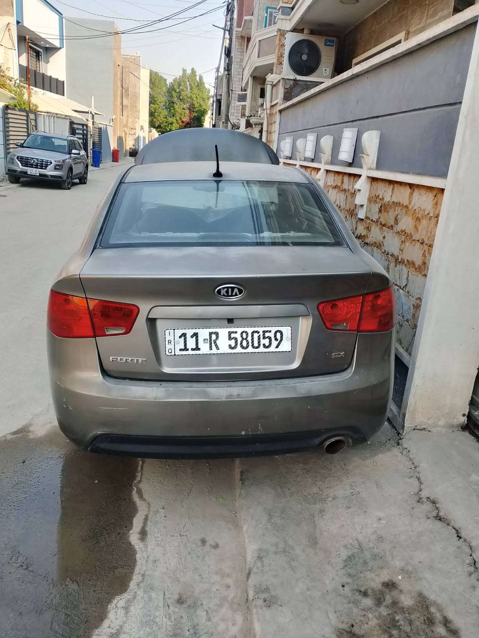 فورتي 2010  بغداد بأسمي گير محرك بحالة جيدة تبريد تدفئة شغال الضرر جاملغ وباب السائق بدون دواخل ماشية 191  بيهة جراد القمارة  الباقي واضح بالصور  السعر 85 للاستفسار الاتصال على ***********
