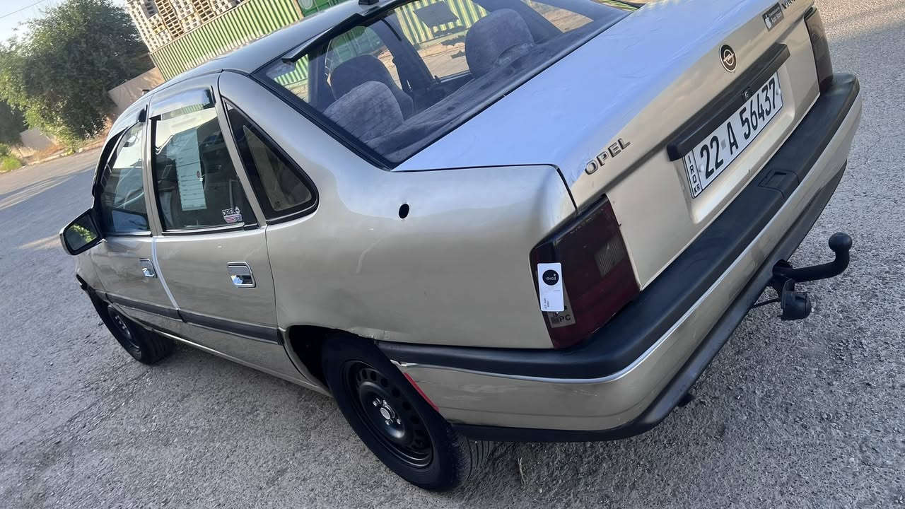 اوبل فكترا موديل 91 محرك 18 كير محرك صدر كهربائية كلها شغال قفل مركزي سياره جاهزه من كلشي شرط وكاله تحويل صبغ جماليه كوبون بانزين سعر 38 وبي مجال شراي خابر ***********
