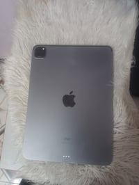 آيباد M1 • نضيف كلش • بطارية ٨٨