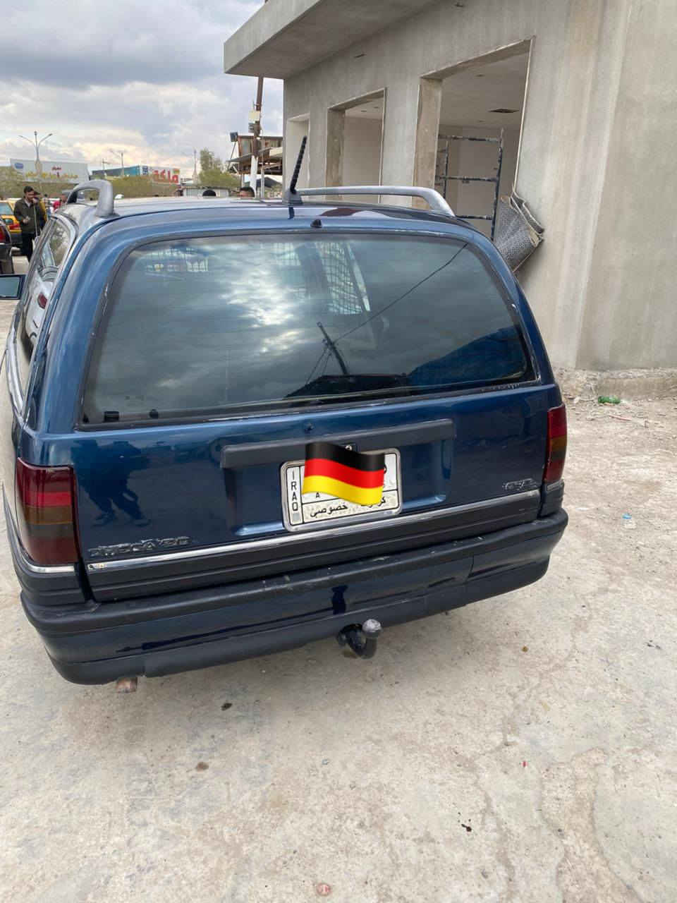 سلام عليكم للبيع اوميكا موديل 1992استيشن حجم 20 بلادي رقم كركوك مشروع وطني جديد سنويه صبغ جماليه بدون ضرر دفتر بانزين سعر 35وبي مجال عنوان كركوك كير عادي محرك بشرط رقم هاتف ***********
