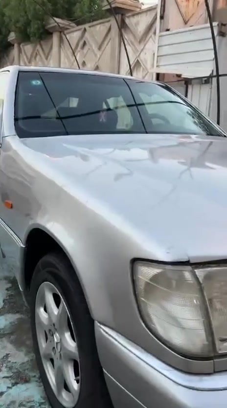 للبيع مرسيدس شبح موديل 1997 محور محرك 3000 ياباني  ديلكو قبق اسود مصبوغه عام بدون ضربه قويه اثر جراد
كير ومحرك مكفول وتبريد وطخم تاير جديد
سنتر لوك ريموت غرفتها كلش حلوه
دواخل لون نيلي هزه جديده رقم انكليزي
سنويه لغاية 2030 مداور ثاني يوم
مكان السياره قضاء الرفاعي
السعر 55 وبيها مجال
للاستفسار اتصل على الرقم *********** وبيك خير وتدلل
