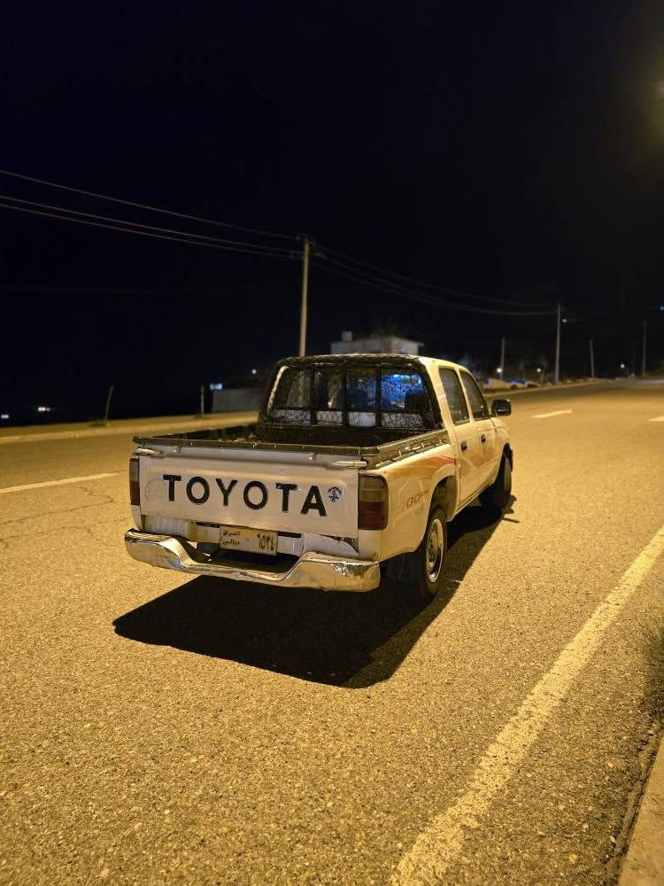 توێتا ئەڕنەب مۆدێل ٢٠٠٢  گێڕو مەکینە بێ عەیبە  دوو پەڵە بۆیاخی هەیە بێ ناو گرتن   ئاڕم پلاستیک سلێمانی  بەشەرت  چوار تایەی نوێی لەژێرە 
ناو نیشان //قەزای دووکان  
ژ/***********
ژ/*********** دخان, السليمانية
