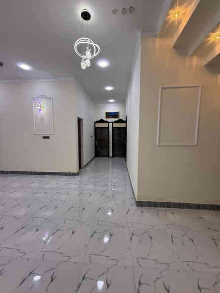 بسم ألله ألرحمىن ألرحيم
أسعد ألله أوقاتكم بكل خير 🌹
اللاستفسار : ***********

توفر : دار سكن للبيع ⚡
جمال ونزاكه ودقه بلعمل 
بناء حديث سنه 2025 😍
ألمساحه : 250 م
على شارع 10 م تبليط
بيت فارغ جاهز للسكن
تستلم بيتك عد لمكاتبه
جميع لخدمات متوفره 👍
ماء + كهرباء + مجاري
نوع العقار : طابو ملك صرف
زراعي بأسم عراقي سند 25

محتويات ألبيت ⬇️
كراج سياره
دوانيه
صاله كبيره
غرف نوم عدد 3 
مطبخ حار بارد
حديقه جانب لبيت
مجمع صحيات داخلي + خارجي

الموقع راقي
البصرة محوله زهير 
يبعد مسافه 700 م
عن طريق داخلي سايدين

كل هاذ جمال وترتيب 
سعر 145 مليون وبي مجال
اللاستفسار : ***********
