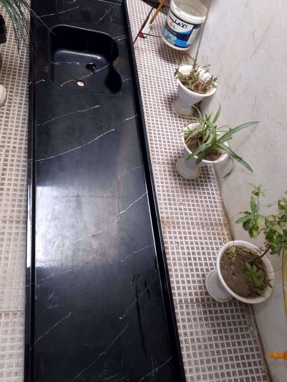 مرمر فصال اكثر من مترين السعر 75 العنوان وادي حجر
هاتف ***********
