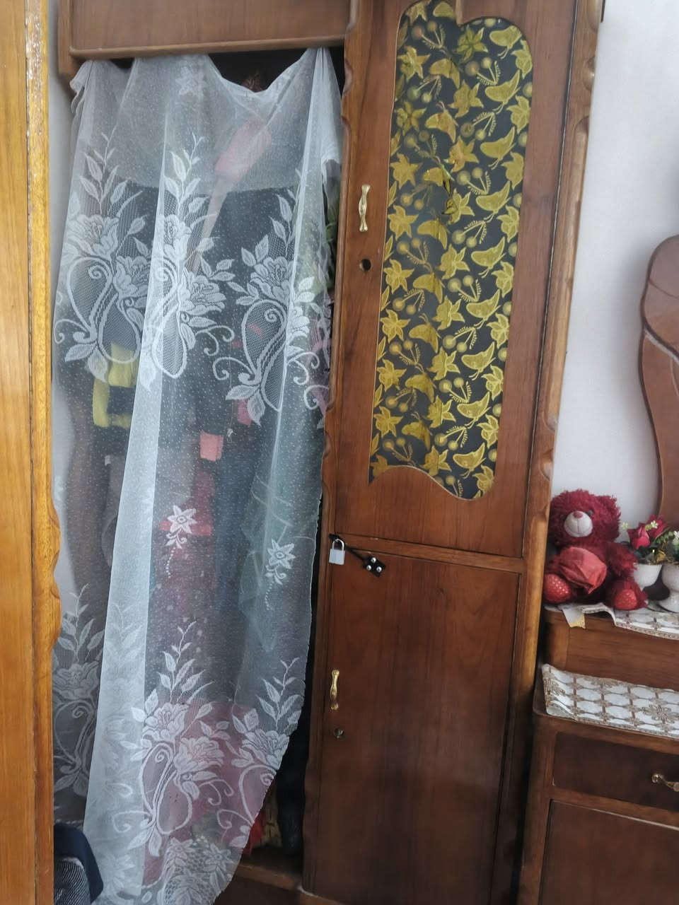 غرفة اخشاب تسكام  للبيع ونضيفه اي تأثير مابيها


**إذا كنت صاحب هذا الإعلان وتريد حذفه لأي سبب، رجاءا أرسل رسالة إلى الدعم الفني**