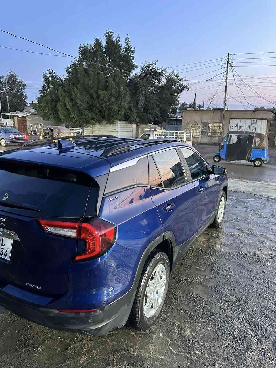 السلام عليكم ورحمة الله وبركاته
ارجو قرائة التفاصيل قبل التواصل

جي ام سي تيران  GMC SLE موديل 2022  AWD

🔹بجم كبس🔹

🔹مرقم اربيل بأسمي

🔹اللون ازرق

🔹 الضرر جاملغ وباب فقط مع حافة البنيد ليبل واحد بدون دواخل

🔹المحرك: 1.5L تيربو (اربعة سلندر)

🔹العداد: 75الف كم

🔹دبل اكسل فور ويل تو ويل

🔹رادار امامي مانع تصادم

🔹رادار جانبي (نقاط عمياء)

🔹ماوس مودات القيادة

🔹كامرة خلفية دوارة 

🔹لايتان زينون عدسة وخلفي فول لد

🔹كشنات السيارة مخمل اسود

🔹تحكم فول كهرباء لكرسي السائق 

🔹كرسي السائق هزاز لتنبية 

🔹حساسات خلفية 

🔹اشارة بالمري 

🔹المراية الوسطية تعتيم اوتو 

🔹تبريد قطعتين امامي وخلفي

🔹تدفئة لكشنات الامامية

🔹شاشة الدشبول حجم كبير للتحكم بايعازات السيارة

🔹بصمات عدد 4 للابواب مع بصمة تشغيل 

🔷اوتو ستوب

🔹فول تحكم ستيرن 

بصمات عدد 2 

وبعد بيها مواصفات

السعر ( 172 )

📍المكان بغداد

للاستفسار ***********
