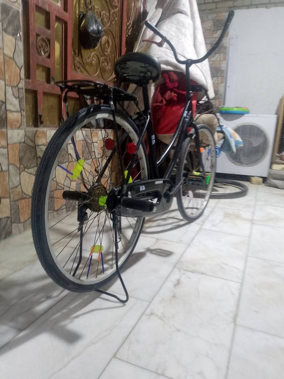 السلام عليكم شباب بيسكل للبيع مكاني سوق الشيوخ حي العسكري شراي يجي خاص والموشراي لا يتعبني سعر خاص


**إذا كنت صاحب هذا الإعلان وتريد حذفه لأي سبب، رجاءا أرسل رسالة إلى الدعم الفني**