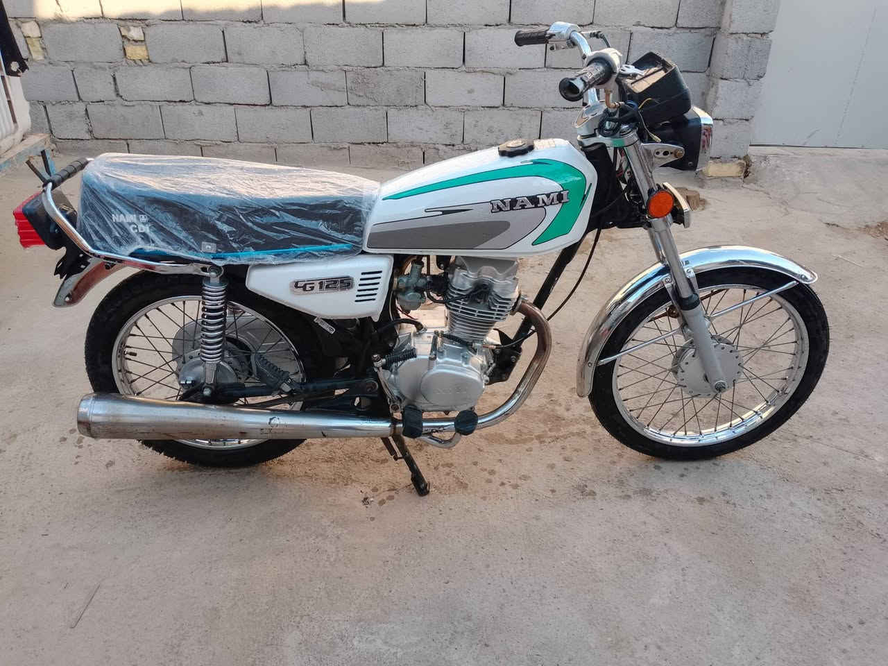 السلام عليكم دراجه ايراني باب اول بدون مكفوله سعرها 700 الشراي يتصل على هذا الرقم ***********
