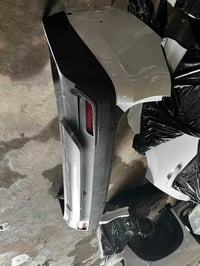 دعاميه خلفي كراند هايلندر  بيبان يمين لون ابيض  بيبان يمين لون نيلي  ا...