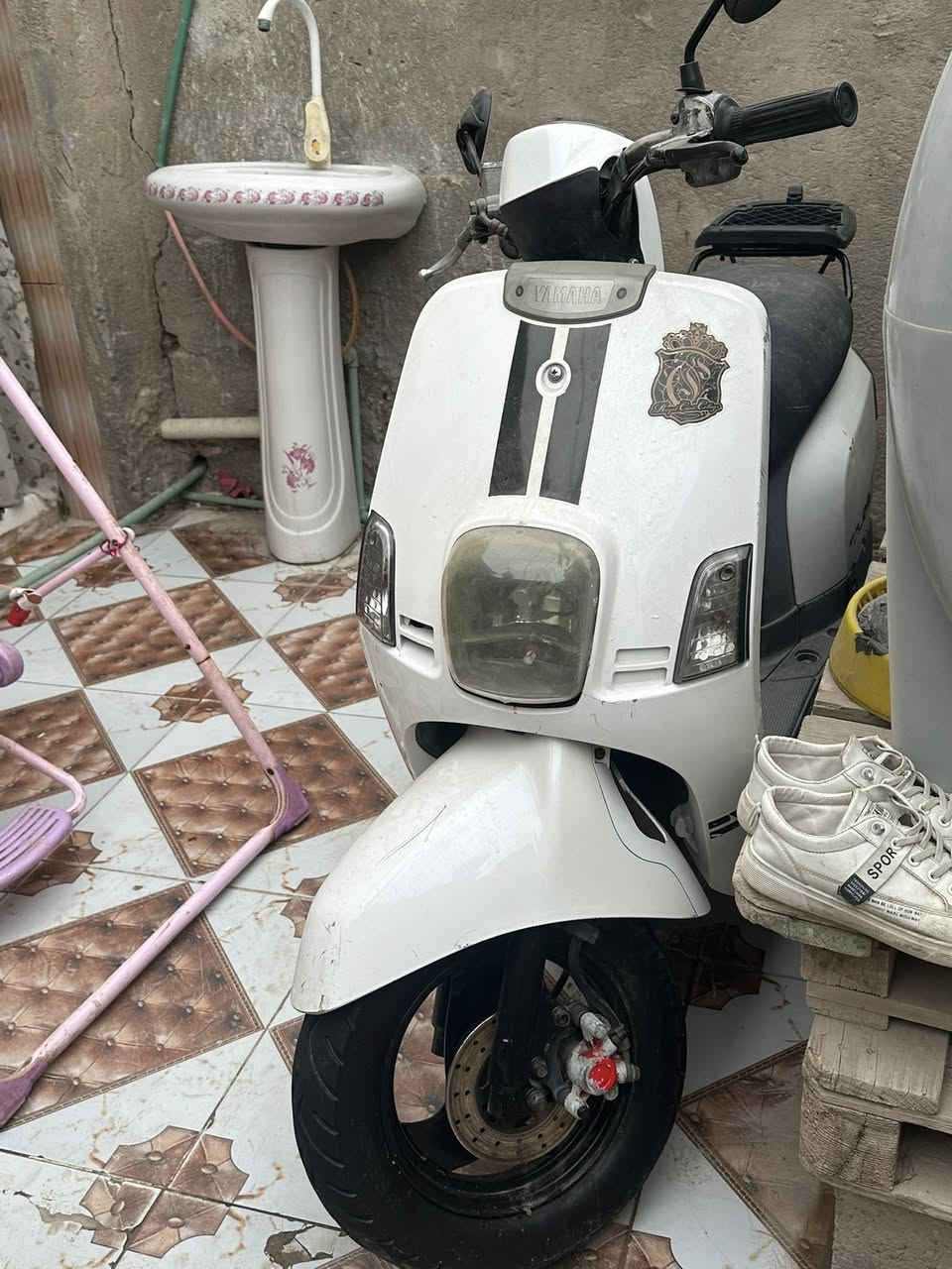 سلام عليكم دراجه بوليس اللبيع دراجه جديده برغي ما مفتوح بيها دراجه جديده دراجه ختم واحد دراجه كلشي شغال بيها دراجه ما ناقصها شي دراجه نضيفه سعر دراجه مليون و50 بيها مجال حك الجيه مكان دراجه بصره جزيره شط العرب الحوطه ريان قرب محطه جديده رقم ***********
