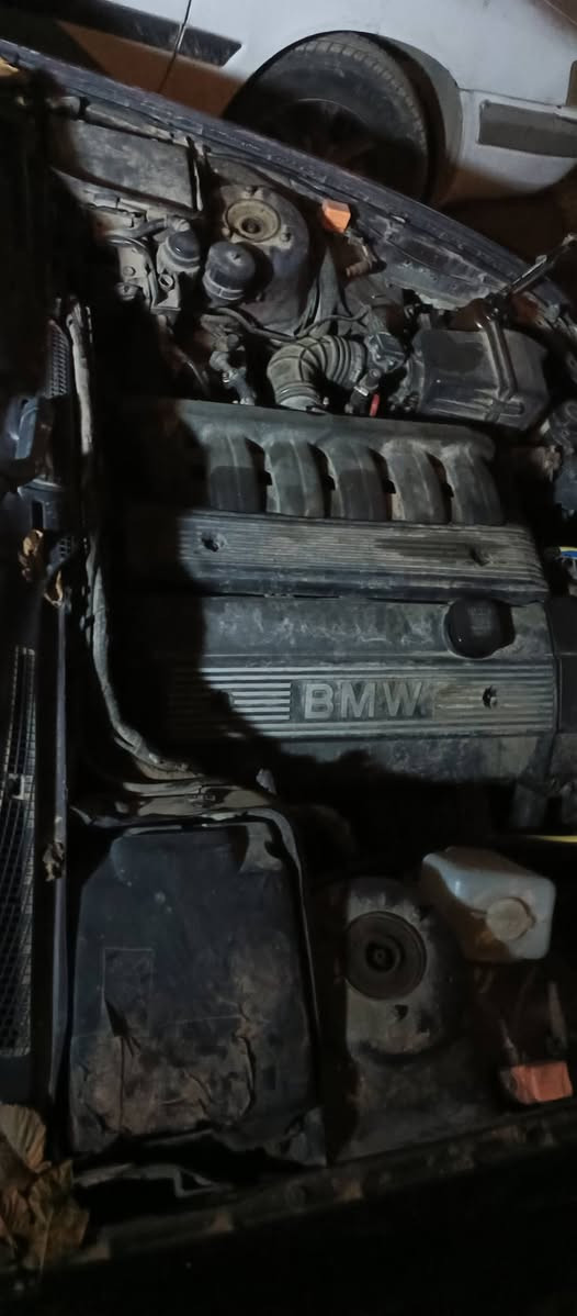 سپاس بۆ ئەدمینی گوڵ🌹
٥٢٠ گێر عادی مەکینە کەپسی تاک دیجیتاڵ مۆدیل ١٩٩٢ گێڕو مەکینە بە شەرت ئاڕمی پلاستیک ئارمو ئەوەلیات بە شەرت موسو بڕاوە بە شەرت تکایە ئەگەر موشتەری نیت عەزێتمان مەیە گۆڕینەوە بە شاهینە ئەکەم خەیری گۆڕینەوە ناکەم ڕەقەم تەلەفون (***********) وەتسئەپو ڤایبەری لە سەرە السليمانية, العراق
