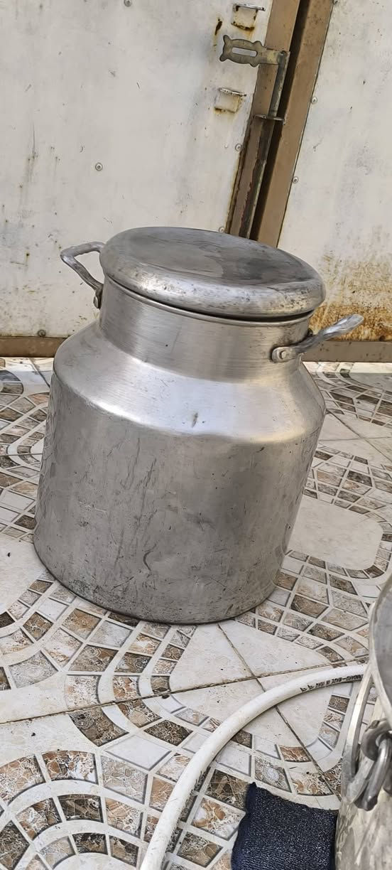 جدوره للبيع جديده ورقم وحد مال طبخ وطباخ عينين كمل هوه ول منضم وعين قيم وخذ والله كولها اصليه


**إذا كنت صاحب هذا الإعلان وتريد حذفه لأي سبب، رجاءا أرسل رسالة إلى الدعم الفني**