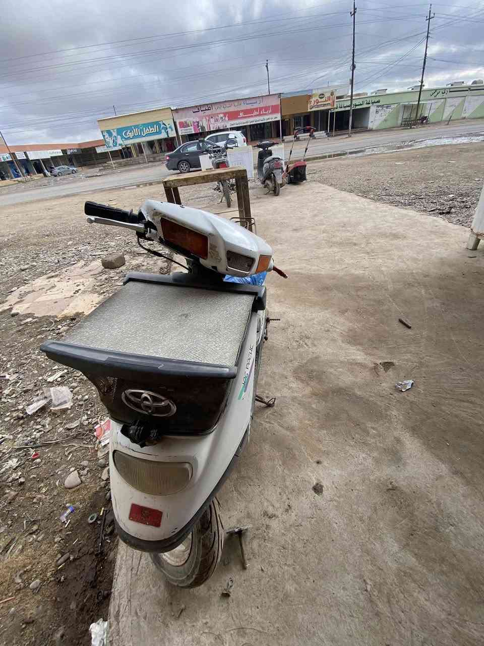 السلام عليكم موطور لبيع معمر جديد شرط هندل واحد  كهربائيات كله السعر 120بي مجل مكاني جدعه رقم ***********
