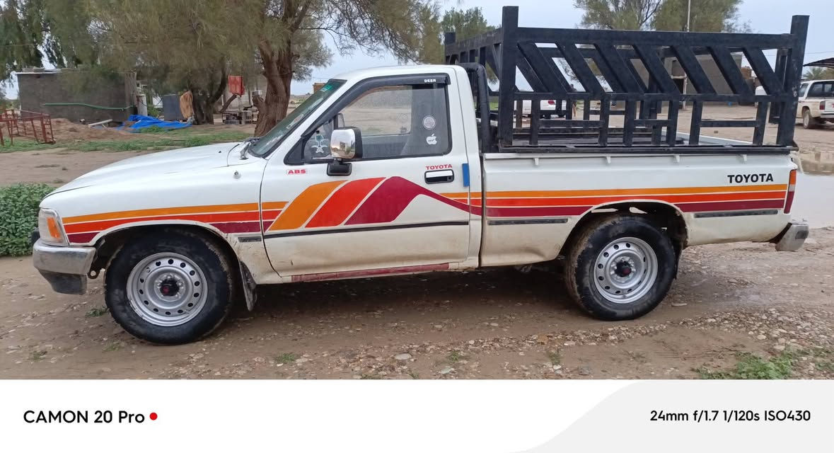 السلام وعليكم للبيع بيكم موديل 93رقم صلاح الدين الماني سنويه لل 2027 شرط التحويل وشرط كير ومحرك وشاصي وكسل خير من الله السياره مصبوغه عام جماليه مكان السياره  العضيم ديالى السعر 45وبيه مجال لشراي ويرهم مراوس حسب القناعه الهاتف 
***********
***********
مامتواجد عل فيس واني مكلف بل نشر
