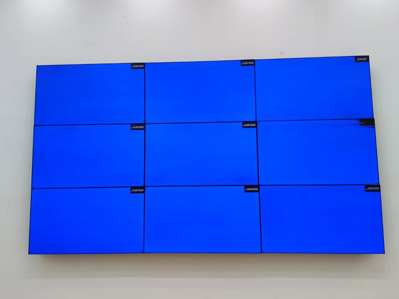 عدنه هي الشاشات اسمه فديو ول ٩ قطع تجي منظومه كامله نوع هيك فجن السعر على خاص عنوان بغداد البلديات.


**إذا كنت صاحب هذا الإعلان وتريد حذفه لأي سبب، رجاءا أرسل رسالة إلى الدعم الفني**