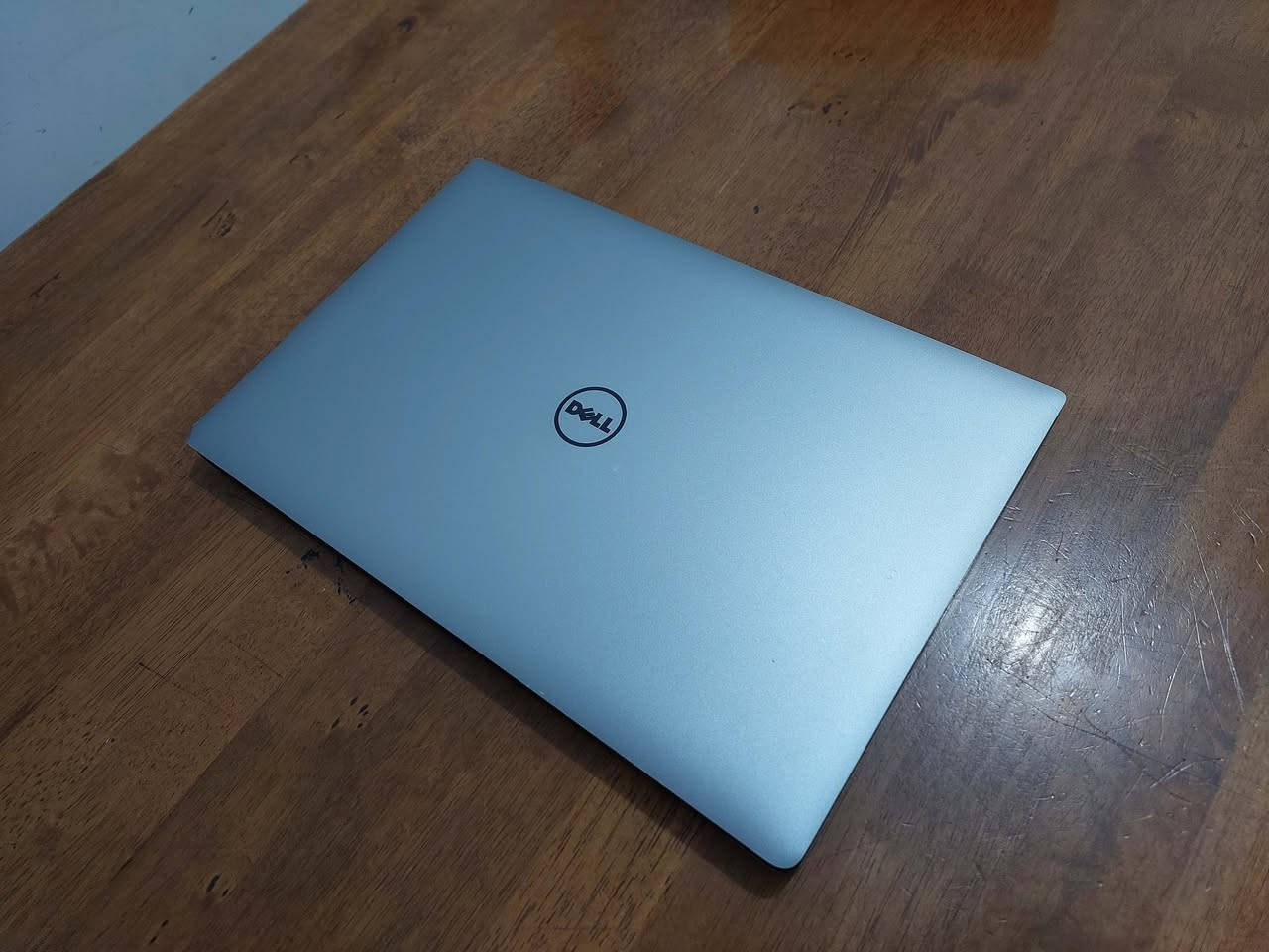 السلام عليكم ... لابتوب الالعاب والبرامج الهندسيةوالمونتاج والتصميم ... ماركة    DELL .... معالج كور  اي  7  جيل السادس  فئة ال HQ ( من اقوى فئات المعالجات ) ..  .... رام بحجم  12  كيكا نوع  DDR4 .. كرت شاشة خارجي منفصل نيفيدا     4  خارجي منفصل...شاشة  بحجم 15.6 دقة FULL HD   الوانها 'طبيعية روعة  .....كيبورد ضوئي ثلجي ..اللابتوب سوبر سلم وشحنه ممتاز ...  السعر 250$ للاستفسار الاتصال ***********  او ***********(واتس)
