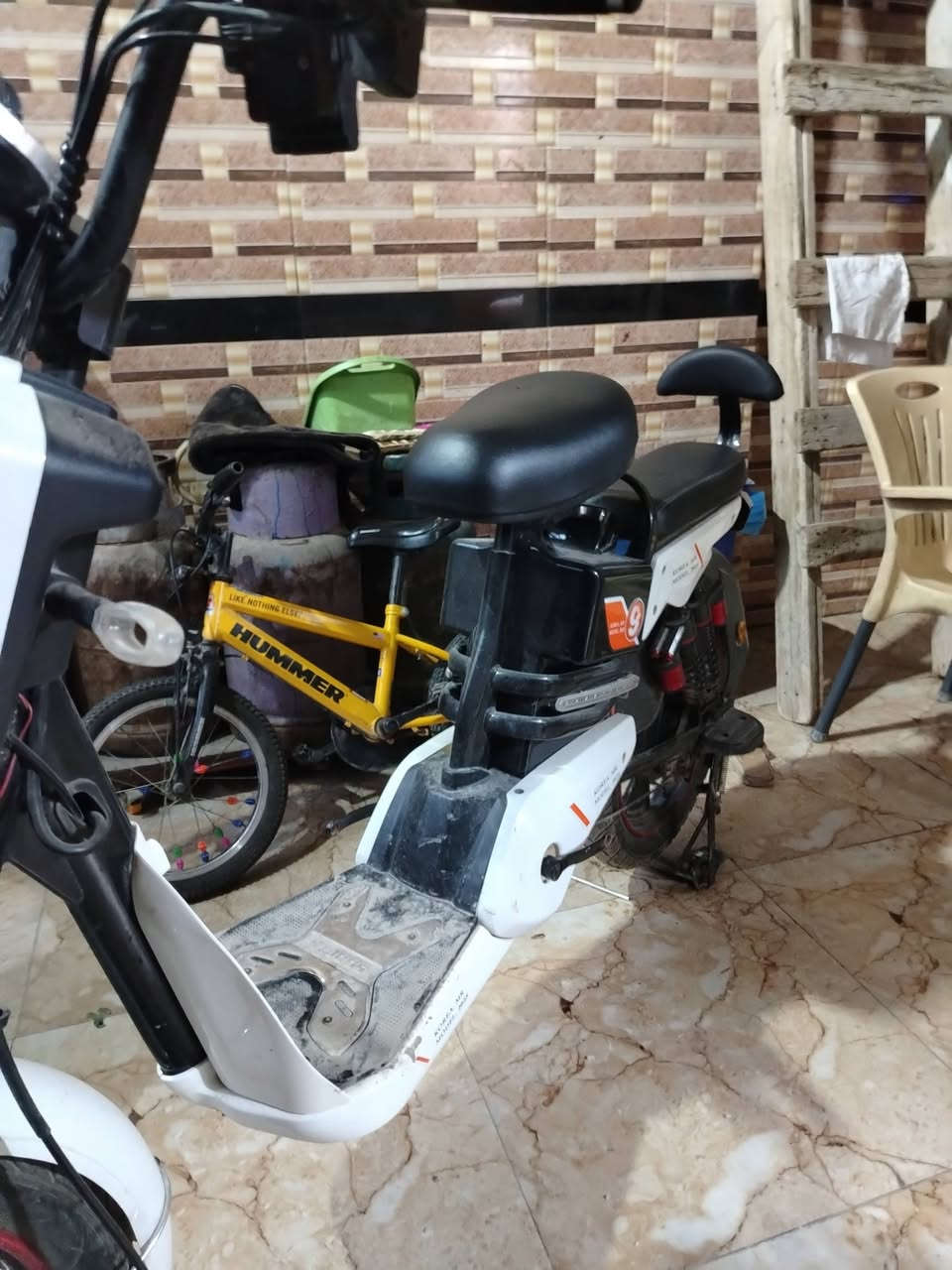 السلام عليكم بايسكل شحن البيع مستعجل ماشيه 6حقيقي شاشا الايت زنون دبل شاره بطاريات 4دبل شاره 
العنوان كربلاء الحر شارع مول الاسدي مقابيل السوق السعر  خاص او تصل الرقم ***********
