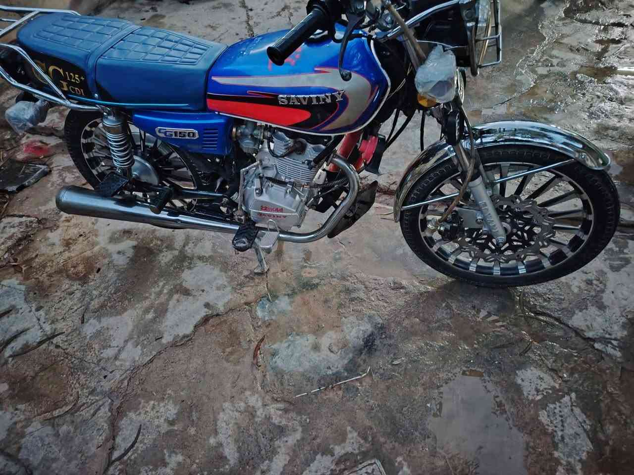 مكلف بالنشر السلام عليكم / دارجة سيفان للبيع  موديل 23. مرقم سنوية كامله محرك شرط ما مفتوح نضافته شوفة العين السعر (مليون و 700 )وبيي مجال حك الجيه العنوان تكريت البوعجيل للتواصل ع الرقم (***********) الخاص مغلق
