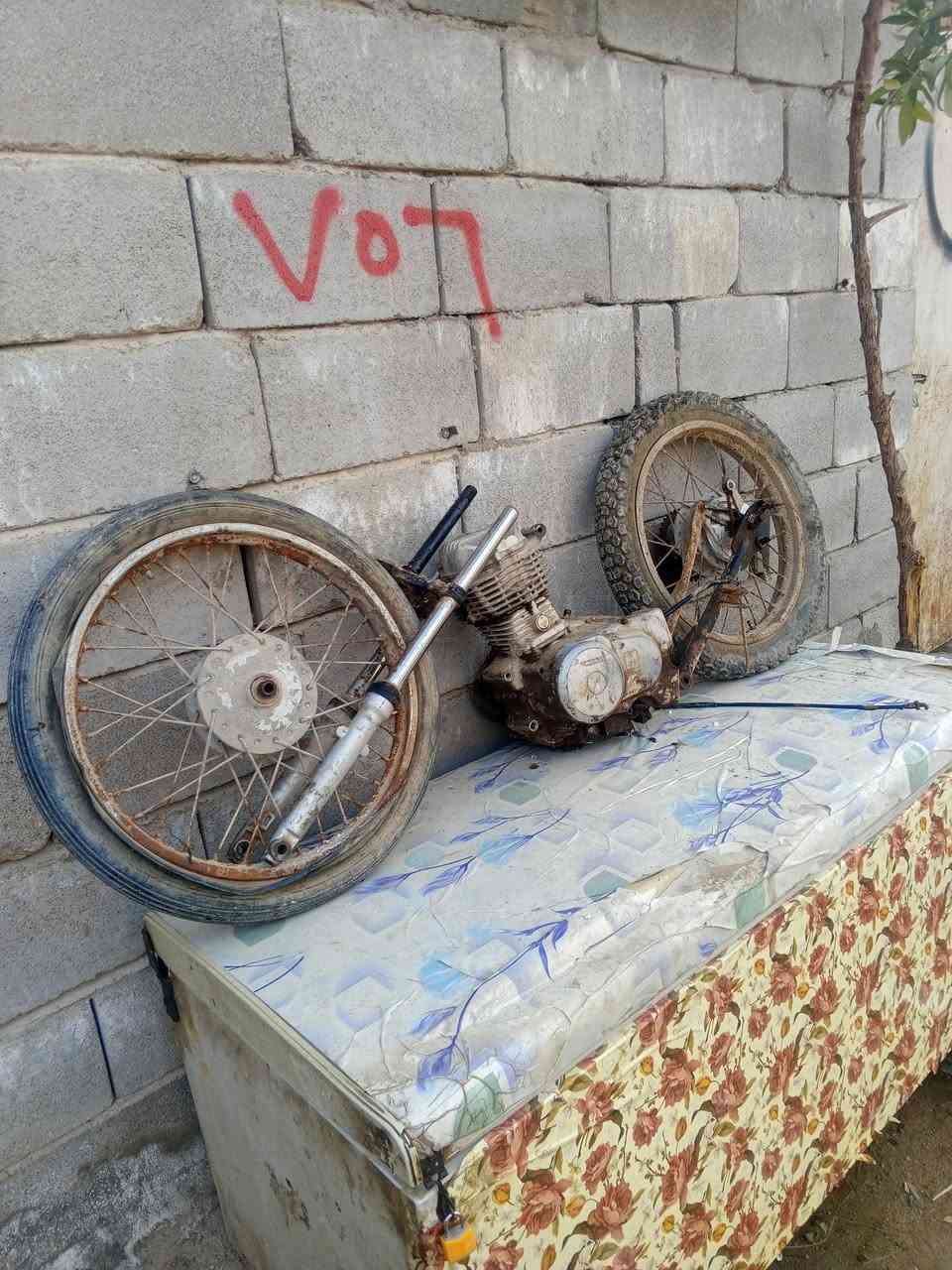 للبيع السعر ميه *********** واتساب
