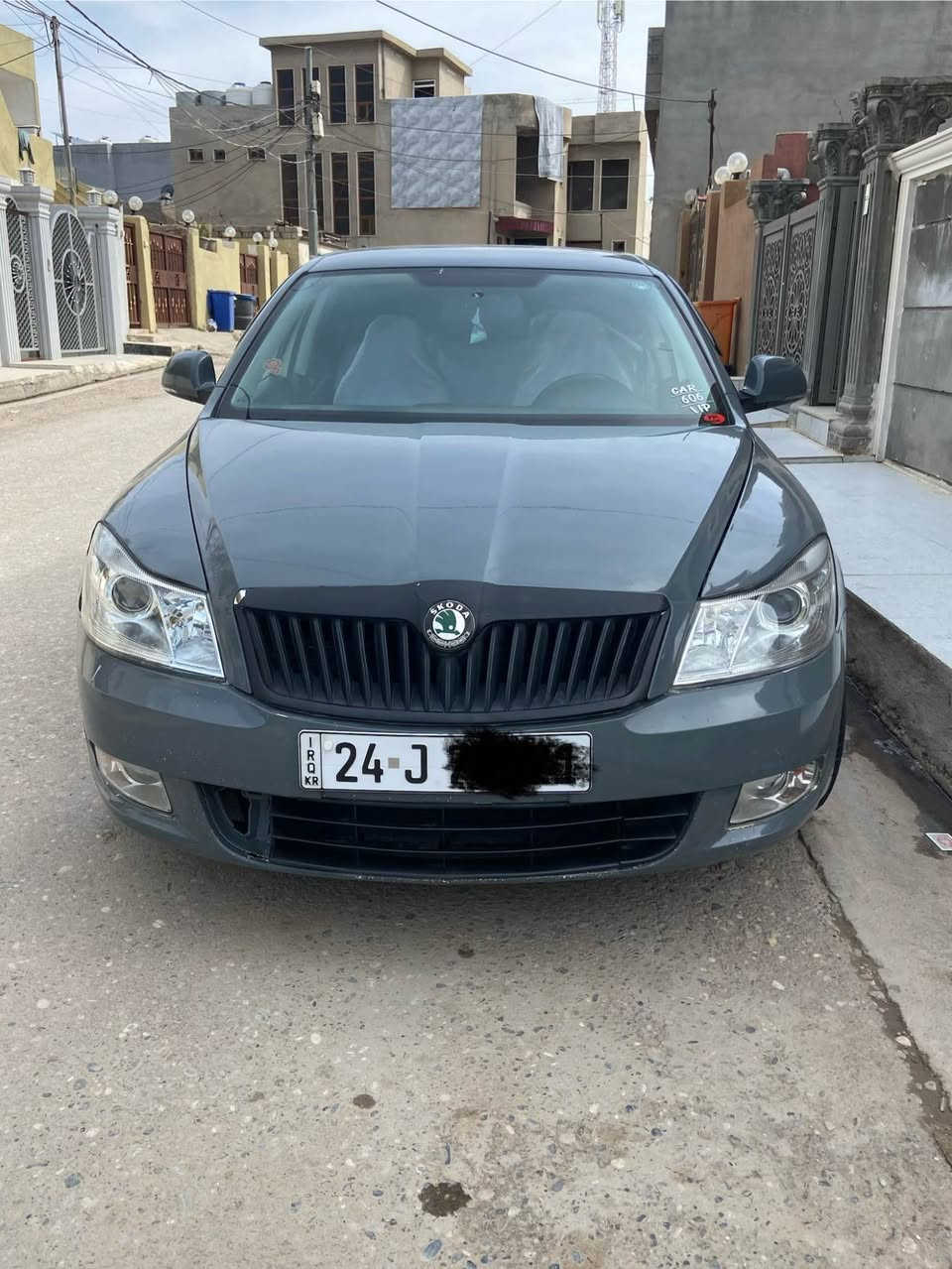 سكودا2011كيرعادي 
مه كينه 20جيتا
كيرومه كينه بشرط
بئ دعم 
رقم وسنوي جديد سه رنافي من
سيسته م غازوبانزين
ويل كب مارسيدس
تبريد شغال
شاشه ايبات   كاميره
سياره جاهز بي مسرف
سعر62ومجال
***********
*********** سميل, دهوك
