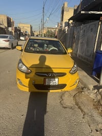 هونداي اكسنت موديل ٢٠١٣ خليجي دوش ١.٦ مصفره هيئه و غرامات سياره نضيف ك...