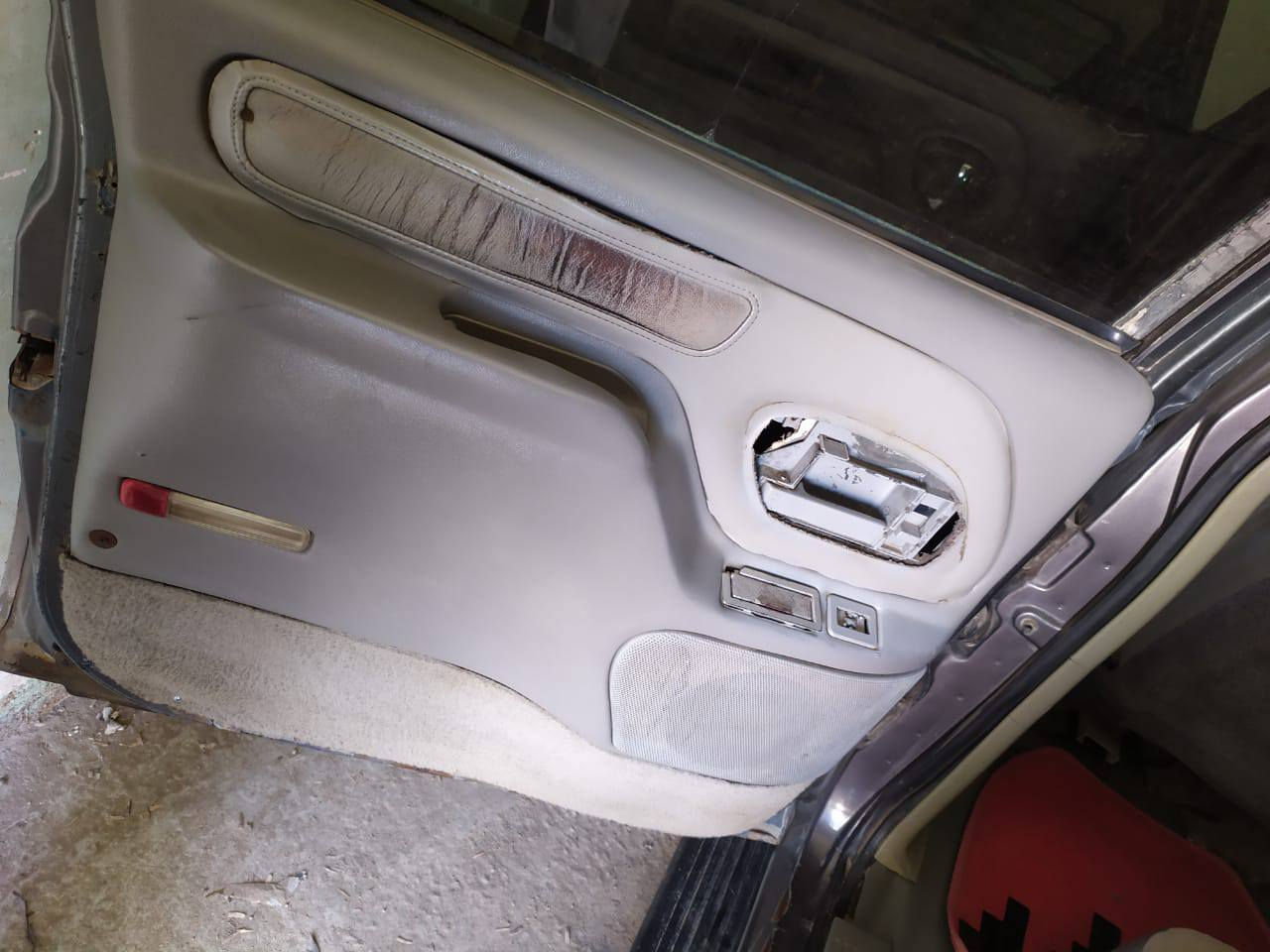 السلام عليكم تاهو بهبهان بلاديه بدون صبغ موديل 93 جاهزه كير محرك شرط بطناش حداديه تايرات جديده رقم كربلاء الماني شرط مداور ثاني يوم تبريد شغال كهربائيات شغاله سعر 45 قفل مكاني حله الابراهيميه (((اخوان فقط بيع بدون مراوس))) 

***********
