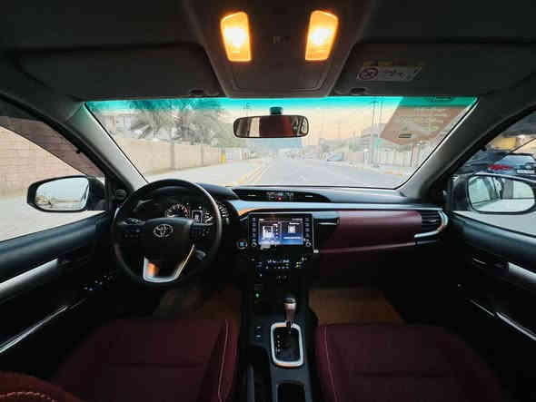 سلام عليكم ورحمه الله للبيع تيوتا هيلوكس ناصي 2024 مكفولة المسافة المقطوعة 40 الف شركة / ساز /فول اوتو تحويل أو وكالة رقم شمالي السعر 305 السيارة جديدة مكانها واسط الصويرة هاتف ***********
