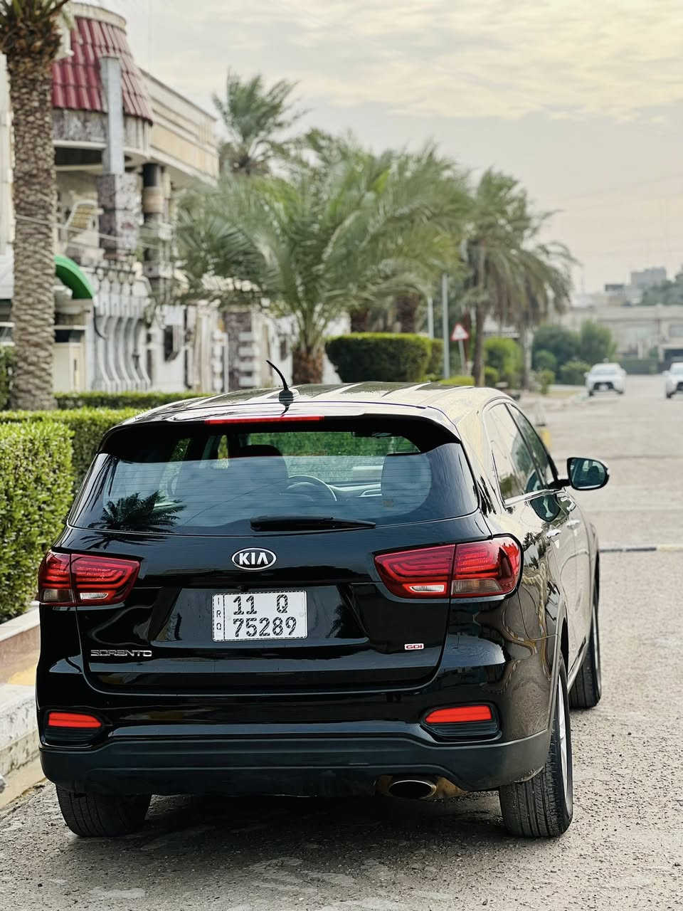 السلام عليكم
بيع مستعجل 

سورنتو 2019 امريكي بس بنيد رقم بغداد باسمي 

السعر 164 وبيه مجال موديل 19

مكاني بغداد *********** خاص مغلق

مواصفات السيارة 
7 راكب 
ماشية 75 
 مكينة 2400 مكفولة
لايت LED
 تحكمات استيرن جهتين
كامرة خلفية
3 قطع تبريد منفصل
حساسات امامي وخلفي
3 وظعيات للقيادة
اشاير بلمري
نظام ايكو تقليل الوقود + سبورت  

حادث السيارة كلش بسيط بدون دواخل مرفوق مع المنشور صبغ بنيد فقط شرط الفحص
