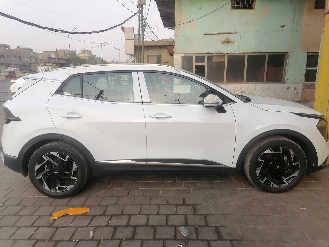 السلام عليكم سبورتج موديل 24  ماشيه ١٤الف كيلو رقم اربيل ام الضمان ٥سنوات
بصمه 

كراسي 2 كهرباء 

كشنات تدفئه 

ستيرن تدفىئه 

شحن واير لس 

مود درايف 

حساس امامي وخلفي 

ويل حجم 19 

لايتات فول ال اي دي 

تايرات شركه وسبير ومنازل  كتلوكات  وبصمه 2  بعده ليبلات شركه 

شاشه كار بلي 

فول تحكم ستيرن 

مري شفط ونظام ترحيب 

3انظمة قياده 

مانع تزحلق

مانع منحدرات 

هاند بريك دكمه

محرك 2000 دوش 

بيهه باب الوره الصدر مفتوح وبي بارد بدون قطره صبغ السياره

السعر ٢٢٥ وبيهه مجال مكان مدينه الصدر

وهاذ رقمي اتصل وتدلل ***********
