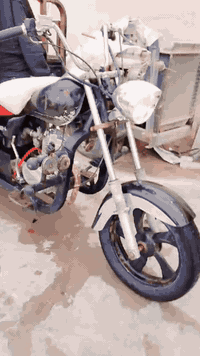 السلام عليكم ستوته للبيع كلك كلك نظيفه كله جديد تخم تاير نكره سلف كلها شغالها كهربائياتها نظيفه الستوته مكفول الشاصي من اللحيم الشراي يجي يتفضل على الخاص واللي مو شراي يطلع كبل الستوته نظيفه مكان نجف شارع المطار الجديد قرب اسواق فتك السعر 750 وبيها مجال للطيبين هذا رقمي ‏‪***********‬‏❤❤
