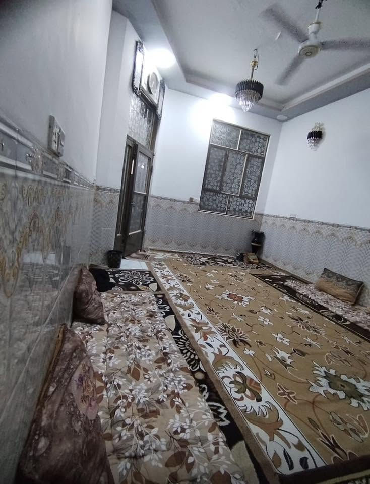 للبيع بيت زراعي عقد 35 منطقة سيد اسماعيل (الزبيلية)
المساحة150 متر البيت كلش نضيف سعره 40 وبي مجال الشراي يتصل

ويدلل***********
