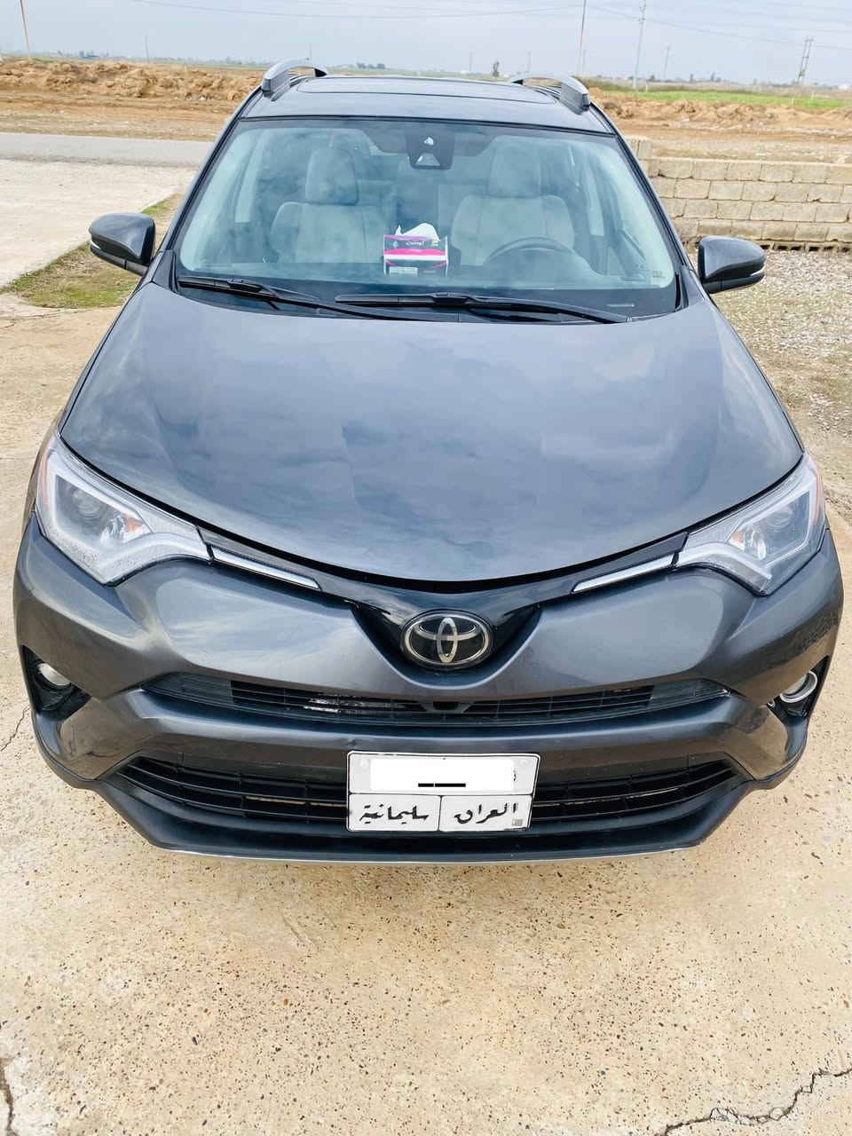 للبيع راف فور 2017 Xle رقم سليمانية صور الضرر مرفق بالمنشور مكانها قضاء الحويجه السعر 148 وبيها مجال حك الجيه الشراي يتصل/ ***********
