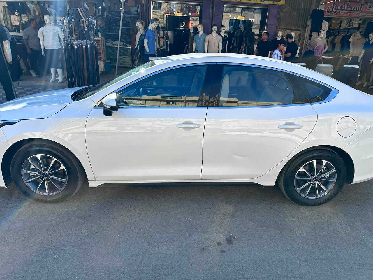 BYD Destroyer 2025 | للبيع •
٧ ماشية13,000 كم فقط

٧ رقم بغداد

‎المواصفات:

* ﻿﻿مقاعد جلد أبيض

* ﻿﻿شاشة دوارة (قلاب) كبيرة

* ﻿﻿بصمة تشغيل

* تشغيل عن بعد 

• Auto Hold

(Mouse Gear) كير إلكتروني • ماوس

* ﻿﻿مثبت سرعة

* ﻿﻿إنارة زينون

* ﻿﻿حساسات خلفية

* ﻿﻿كاميرا خلفية�

ا

1+ سيارة نظيفة جداً ولوك مميز، جاهزة للاستخدام بدون أي

مصروف.

الموقع: بغداد📍

رقم التواصل

*********** ملاحضات بصيطه مثل ما موضحات بلصور … بيع أو مراوس ب كورلا حسب لقناعه
