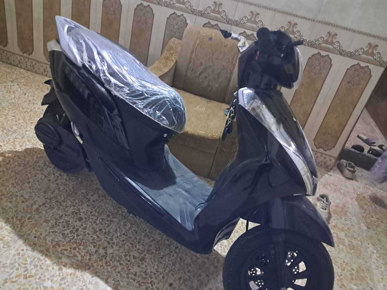 السلام عليكم دراجه شحن بعده زيرو لبارحه طلعت من المعرض 6بطاريات يعني تشحنه هنا توصلك للنجف وراجع السعر 900 وبيه مجال رقم التليفون ***********
