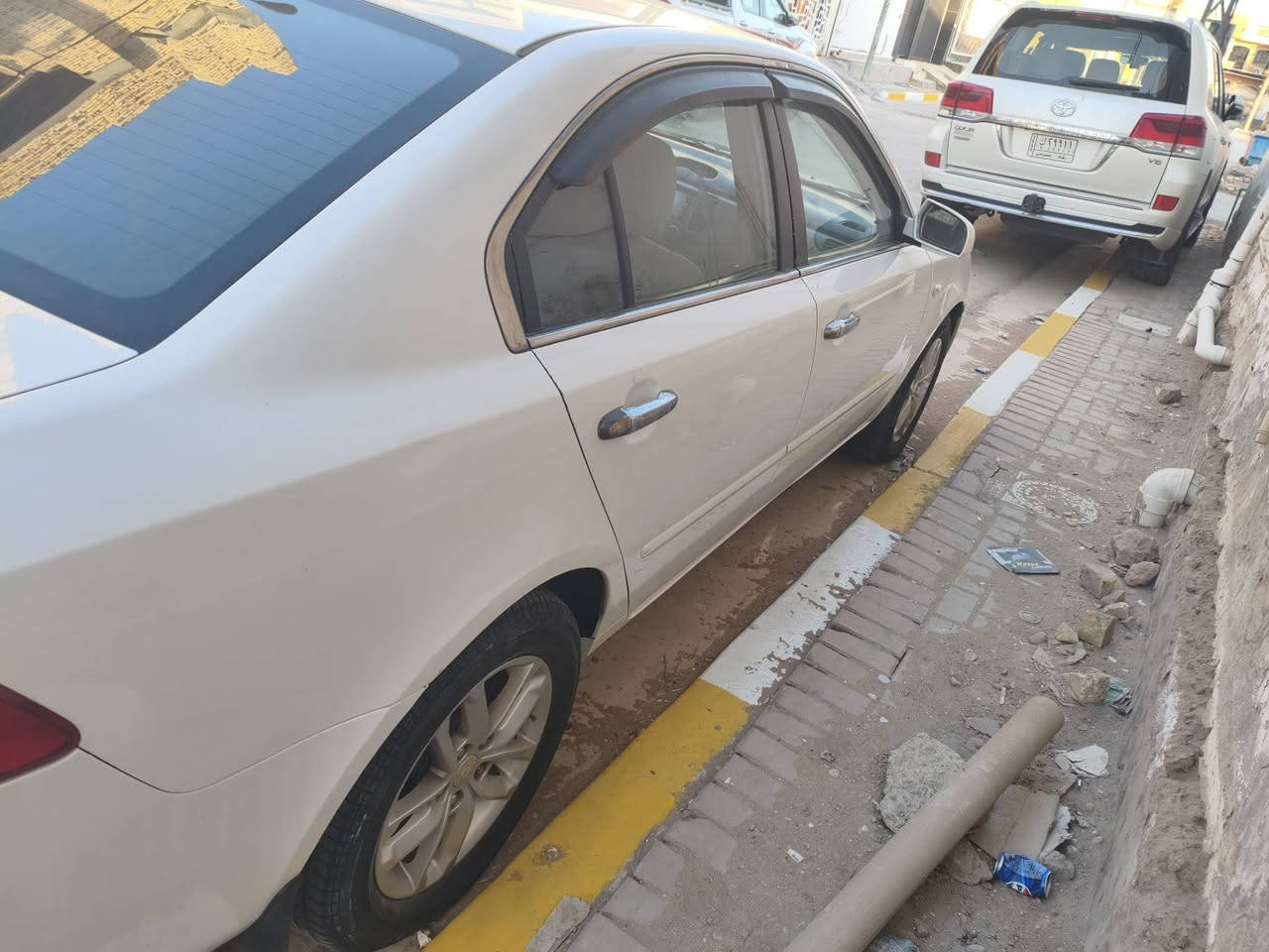 سلام عليكم للبيع اوبتما 2008 شهر الاخير مسجله 2009 اربيل باسمي مكفوله كفاله عامه من صبغ والتبديل والفتح محرك وكير وتبريد وحداديه جديده ومكفوله دواخل جديده لون الداخل بيجي لايتات زنون اصلي تخم تاير وباتري جديد سياره صارله 6 سنوات عندي ومكانه الديوانيه حي الجامعه وسعره 118 وبيه مجال قليل الاستفسار على الرقم ***********
