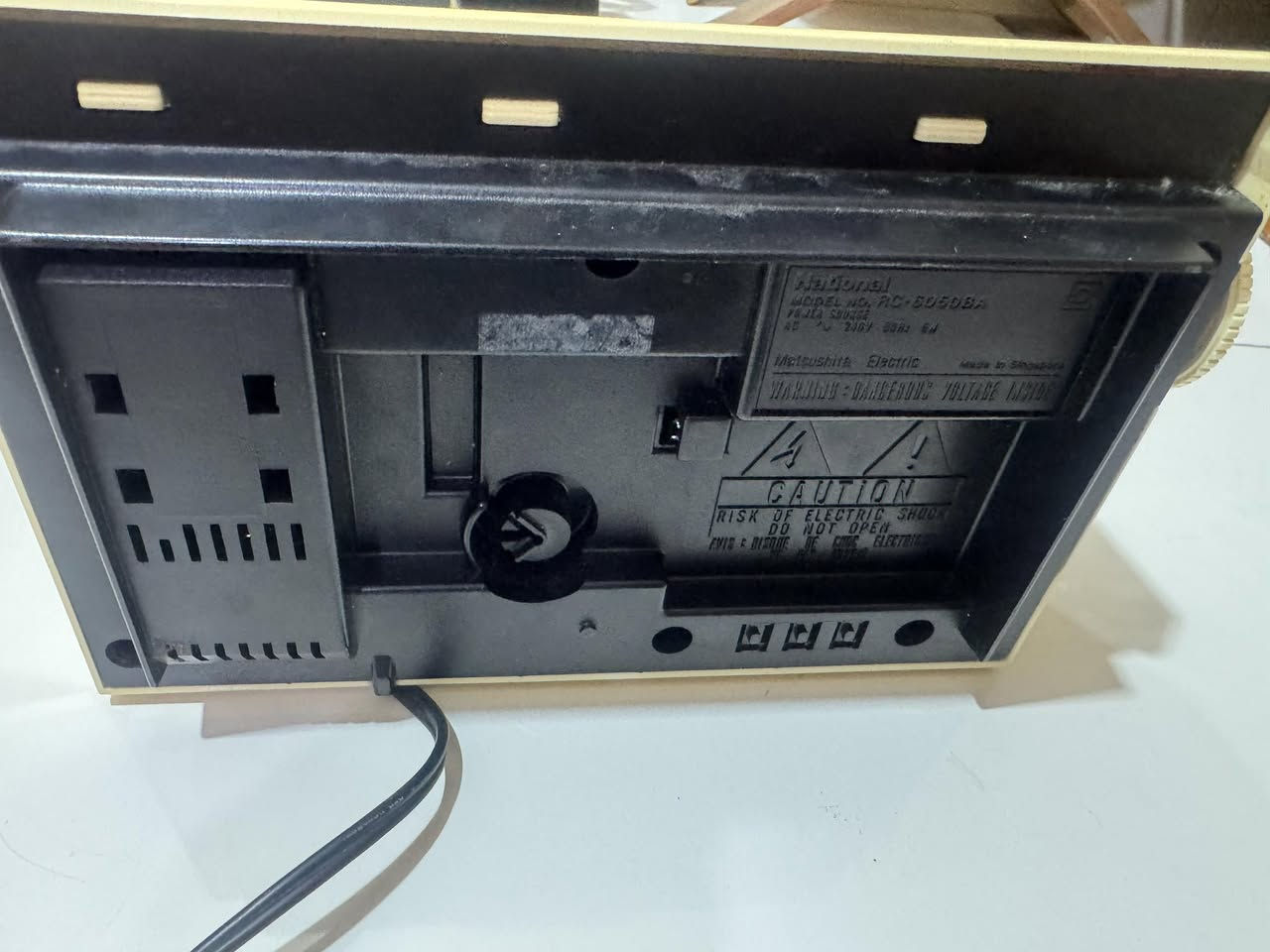 راديو ناشيونال  مكتبي شرط  النظافة والسحب . السعر 25  الف 
المكان ناصرية  لايوجد توصيل  ***********
