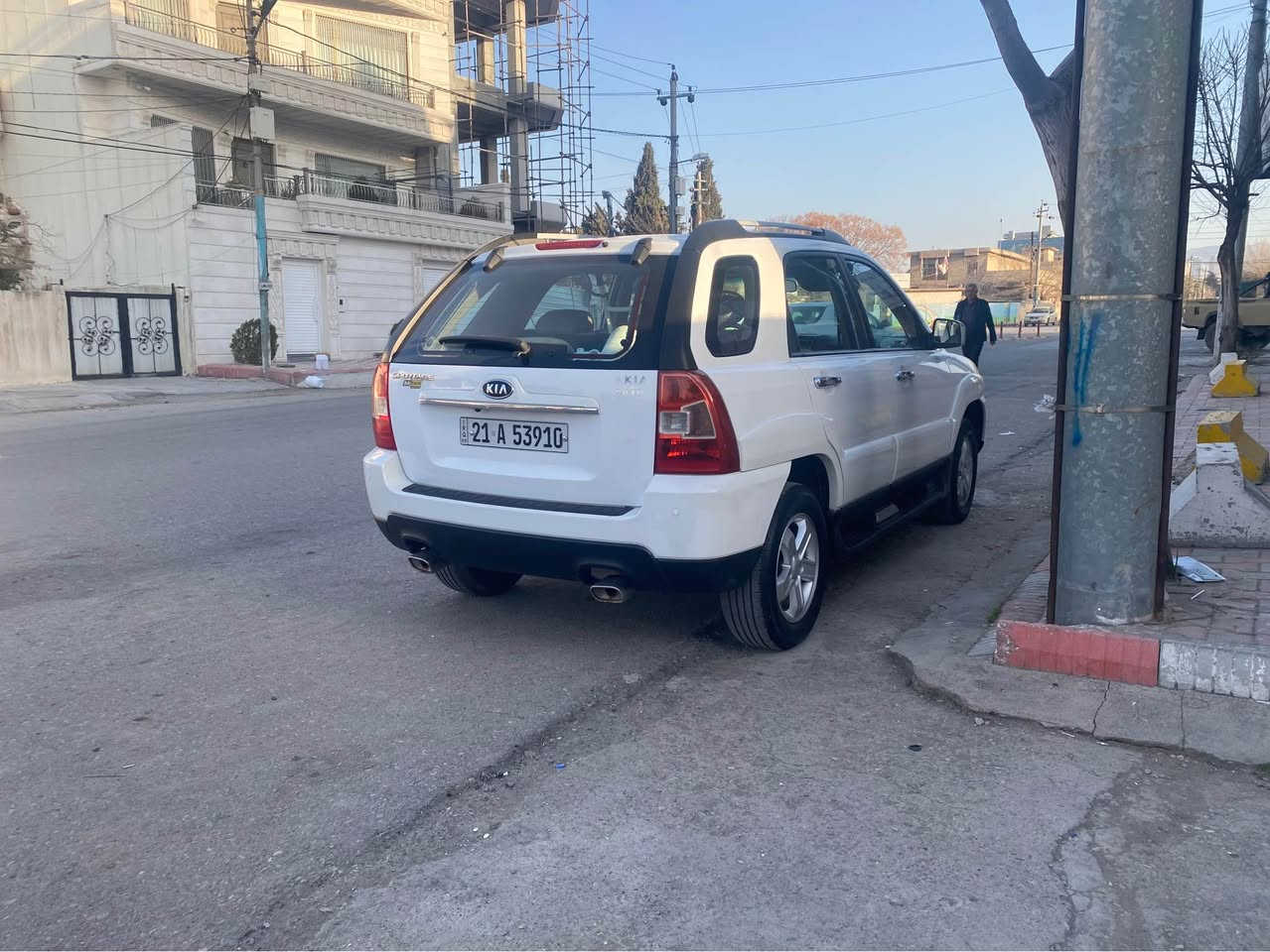 KIA Sportage 2010
فول مواسەفات ( سڵایت ، ABS ،دەبڵ گێڕ تۆماتیک و عادی ،جام کارەبا، ئاوێنە کارەبا ، شاشە و کامێرای دواوە ،ناو زەردی شەریکە بێ بۆیاخ بێ سارد ، سەنەوی تا ٢٠٢٩ تازەیە،   گێڕ و مەکینە بە شەرت ،٤ تایەی تازەی لەژێرە ***********
سعرى و مەجال 125$ السليمانية, العراق
