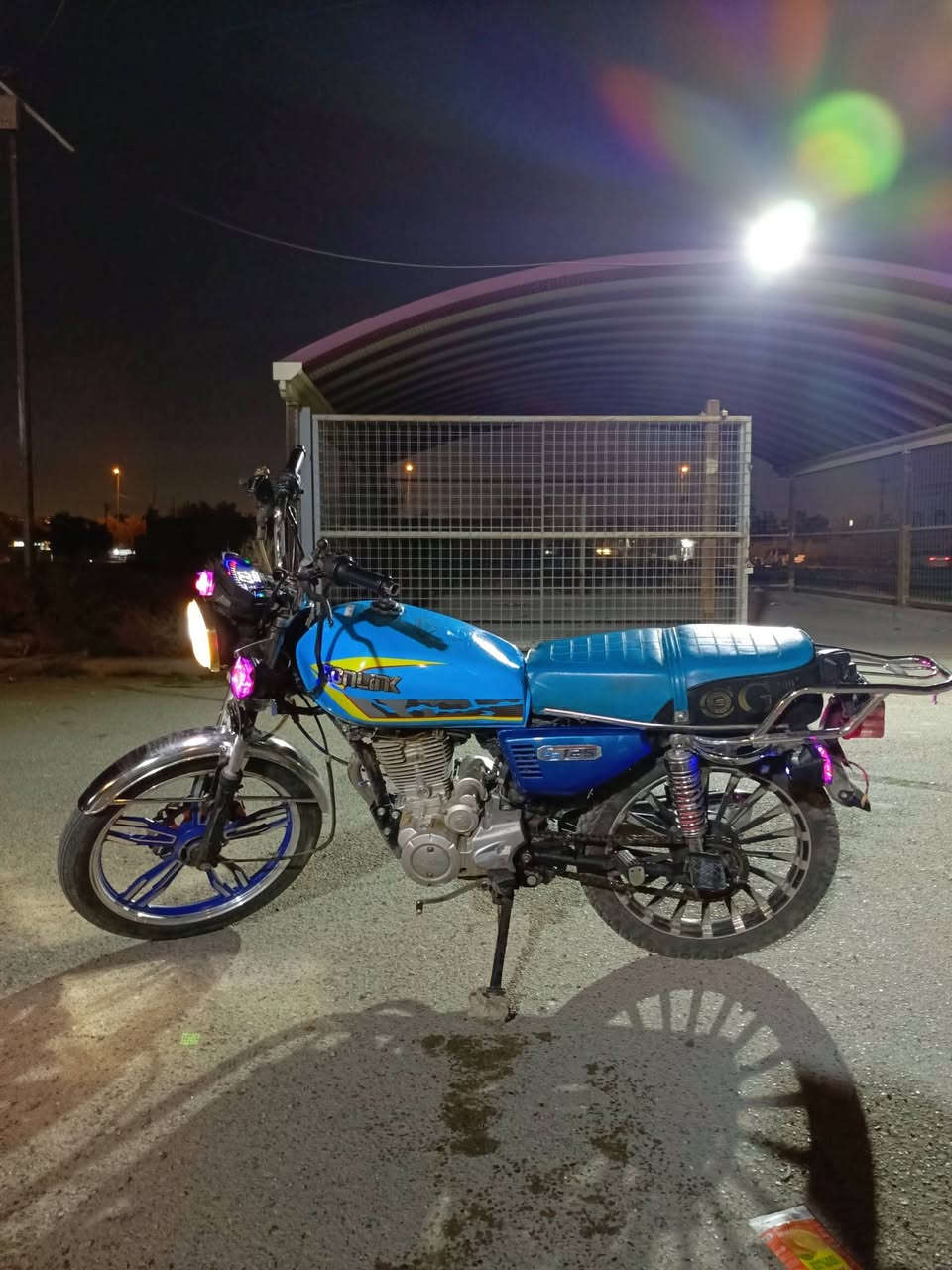 للبيع سونلنك 5 گير مديل 24 سلف وهندر اوراق كاملة مكينة 200cc ماشية 5 الف خرسة لانضوح ولاتبخير ولاتفيلس صالنصة كاتم كهربائيات شلع شغال طسة ناعمة ترايك مكفول سعرها 625 مكاني بغداد البياع الشراي يتصل ***********
