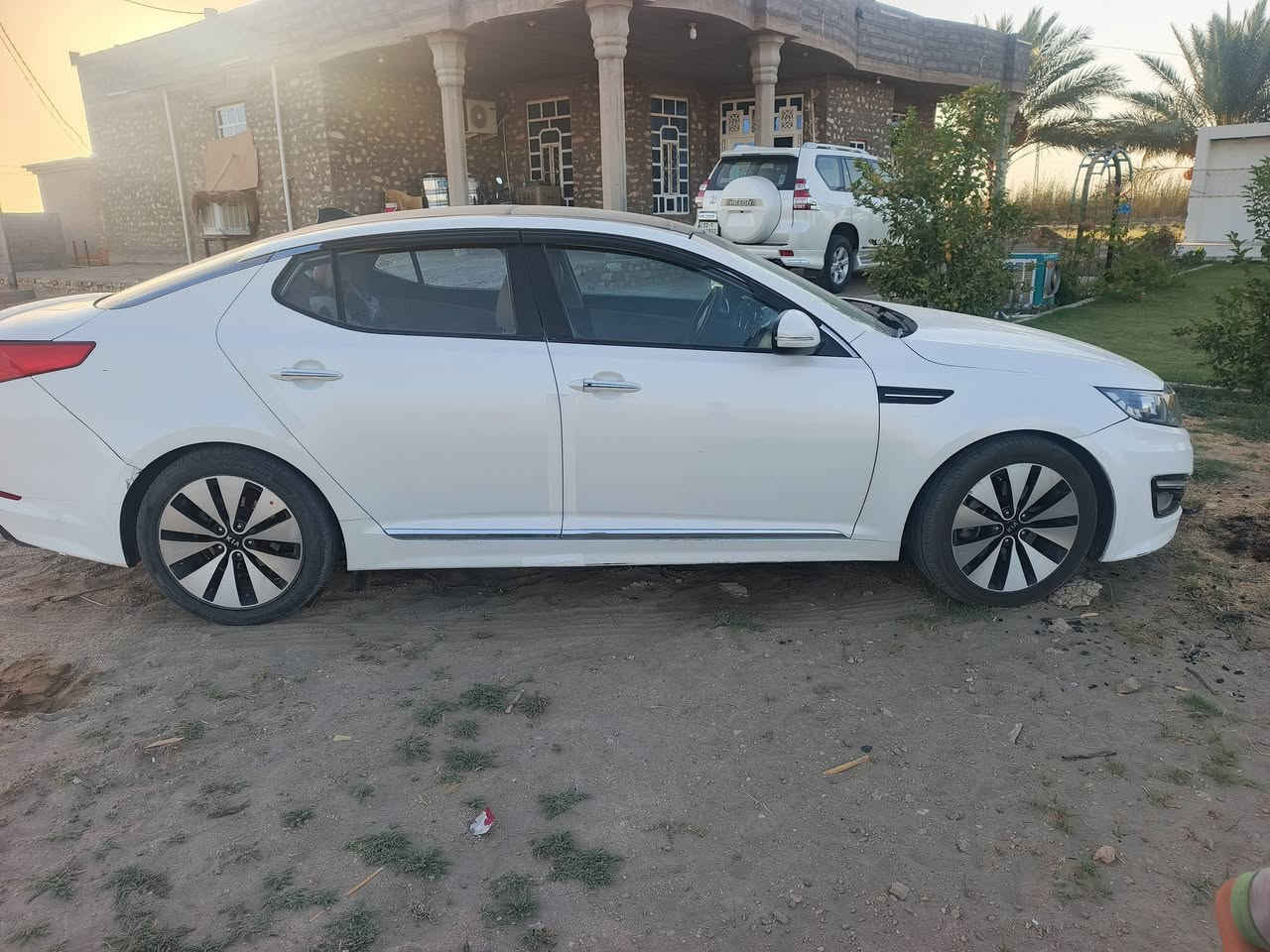 للبيع فقط
كيا اوبتيما 2013 خليجي 

شاشه كامره دواره 

تحكم ستيرن جهتين 

يدات نيكل 

تبريد خلفي 

أشاير مري 

ويل كب كروم ١٨ 

محرك 2400

حساس  خلفي 

جاهزه كير محرك حداديه تبريد طخم تاير جديد كل نقص ما بيها 

سياره كفاله عامه 

سنويه بسمي ل 27رقم اربيل مكان سياره الانبار سعر 138وبيها مجال بصيط ***********
