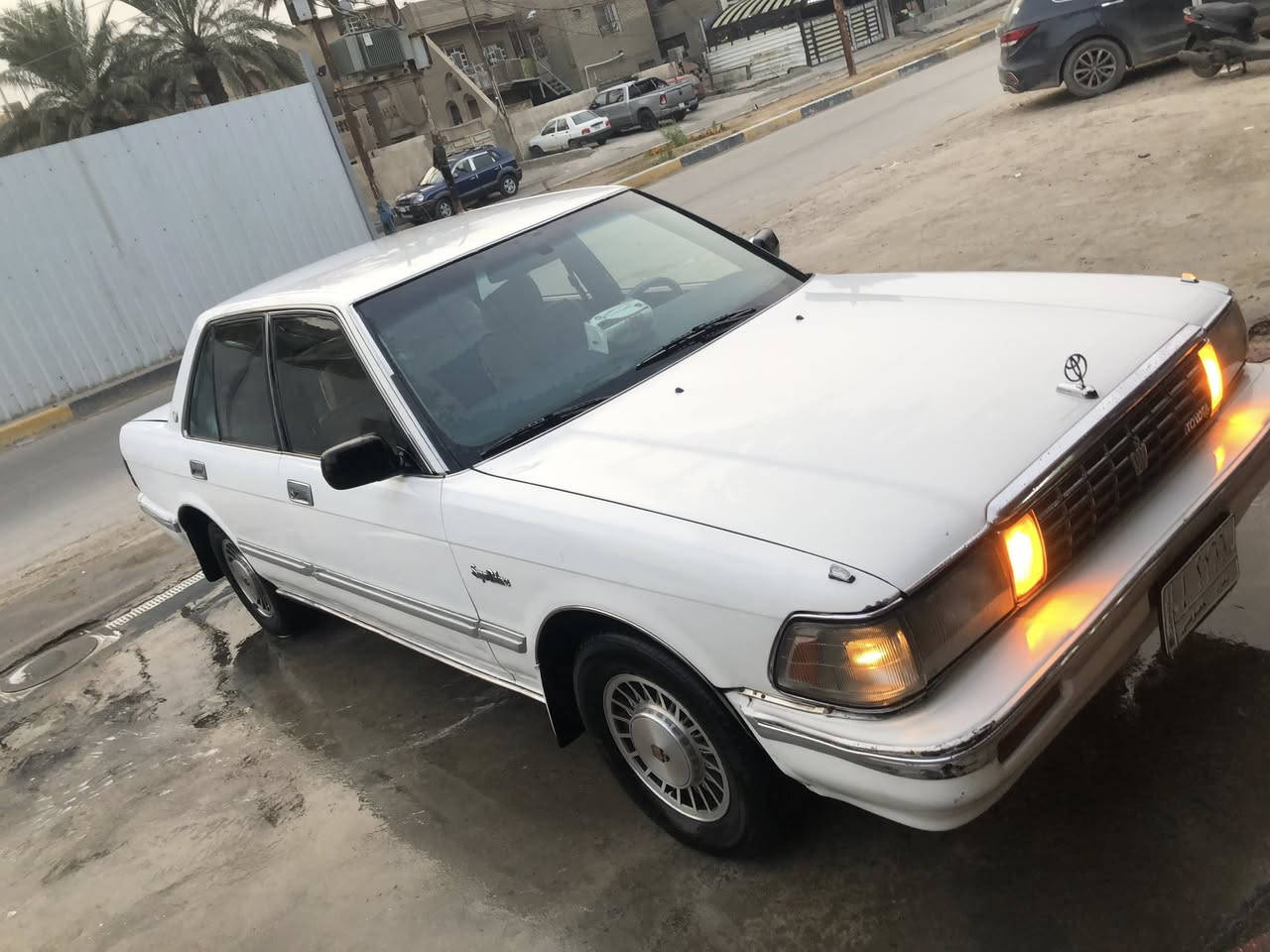 سلام عليكم سوبر سيدان موديل 1990يسره بلاد مكينه وكير وكسن كفاله تبريد شغل مكينه 3000غرفه جديد كشنات وبطاين ودشبول جديد رقم بغداد موميز تحويل مباشر سنويه الى ٢٨تخم تاير جديد صدر مامي وخلفي جديد سيار مكفول من ضربه والكص والعيب الشرعي سياره مال جناي تريك البصره خير من الله ماذب عليه الف جهزه عله اخر بايه السعره 68مكاني بغداد بلديات وهذ رقمي ***********
