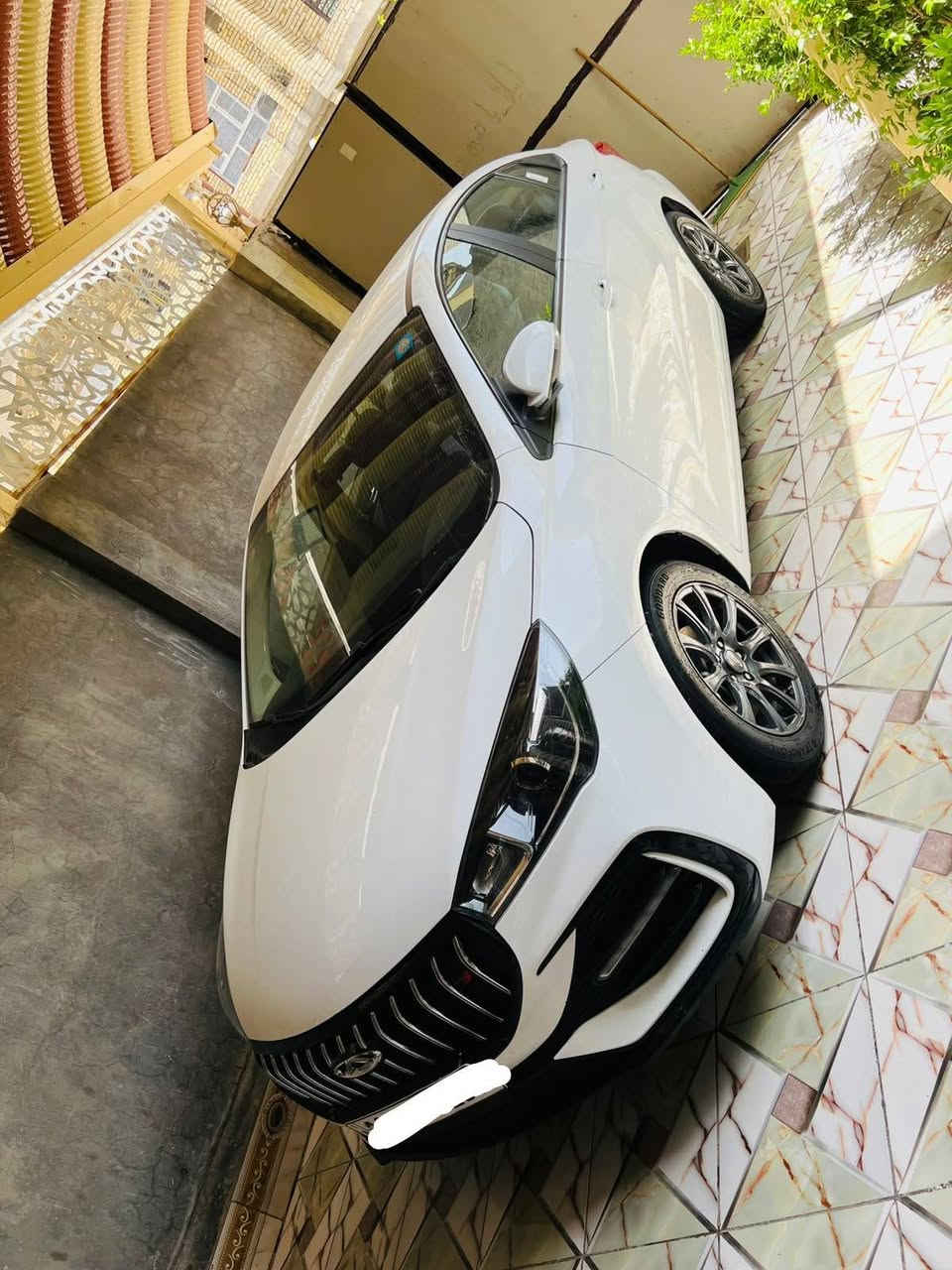 شيري اريزو 5
موديل 2025 تنفس طبيعي 

ماشيه٢٤الف 

سياره جديده مابيه أي صبغ أو بارد فقط رصعه بالجاملغ 

رقم بسمي تحويل أو وكالة جاهز 

مواصفات الكوم فورت المعروفه 

مكاني بغداد

***********
