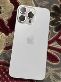 ايفون ١٥ برو ماكس • ٢٥٦ • بطارية ٩٠