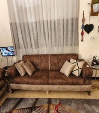 تخم  تركي جديد نظيف لبيع سعر ٣٠٠وبي مجال عنوان حي الجهاد07736556887