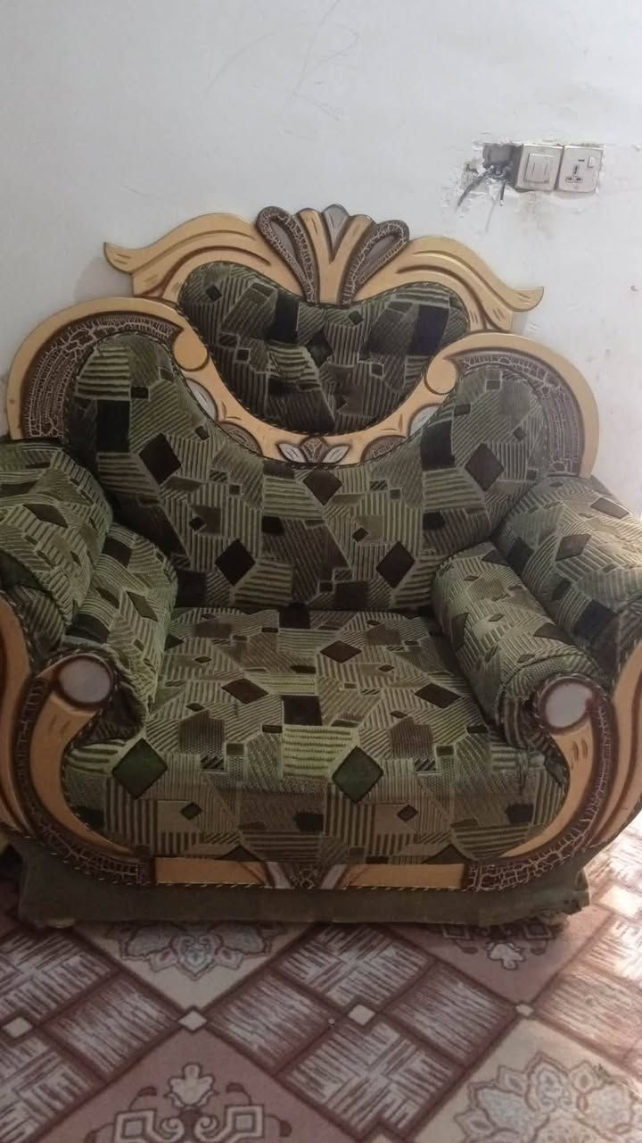 تخم تسكام 10 مقاعد بيع مستعجل عنوان كوت  150 بي مجال
***********
