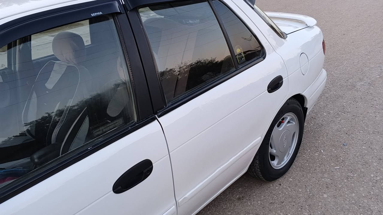 سلام عليكم كيا سيفيا البيع رقم ديالى نكليزي مكفوالة من الضربة مصبوغة حزام قمارة  بلادية كير ومكينة خير من الله تخم تاير جديد كهربايات كلهة شقلة صدر امامي خلفي جديد داخل جديد السعر 48وبيهة وبيها مجال مكاني ديالى ***********
