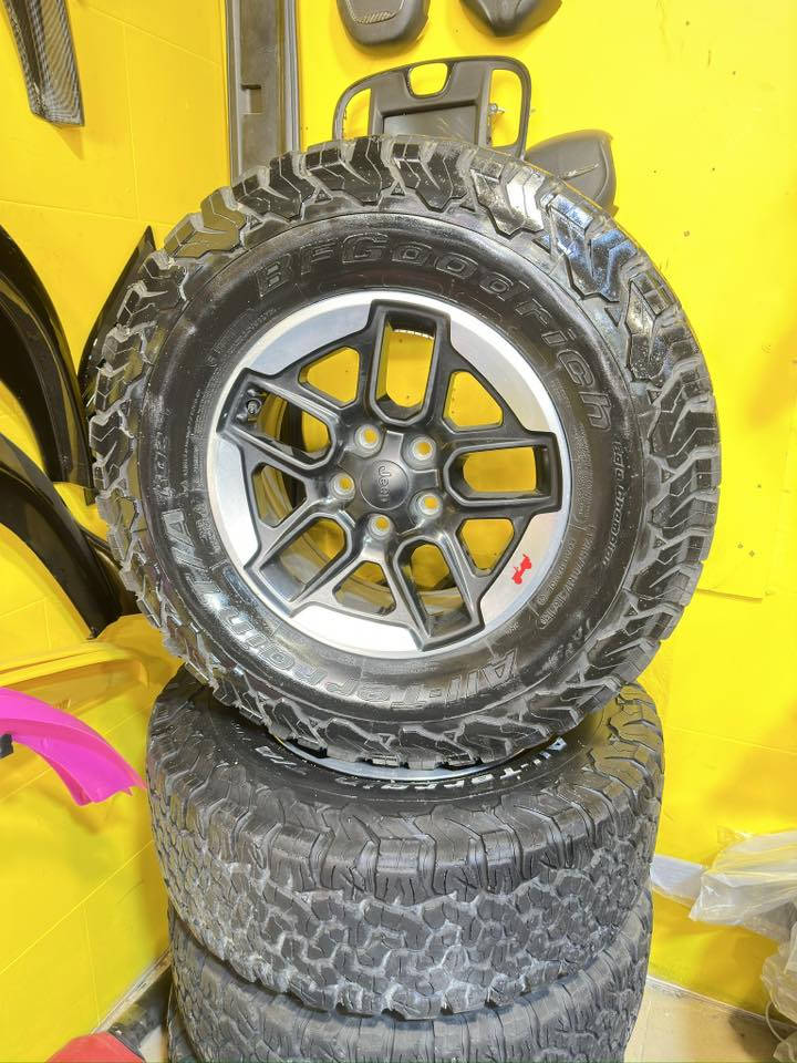 ویلی جیب روبیکۆن ٥ ویل  شەریکە فرۆشتن یان گۆڕینەوە بەردەستە                                                                                     *********** ☎️***********
